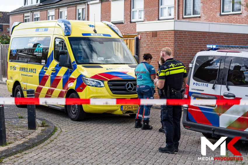 Aanrijding na onenigheid relationele sfeer, bestuurder reed weg | Paprikadonk Spijkenisse (uitgelicht)