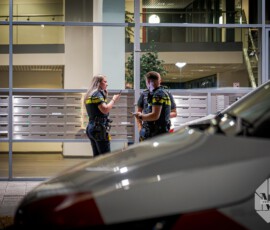 Foto: MK Mediaproducties Gewapende overval in flatwoning, verdachten vluchten zonder buit | Prinsenlaan Rotterdam (7)