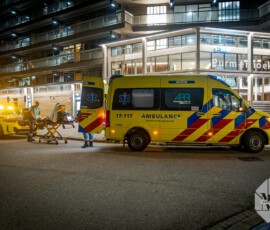 Foto: MK Mediaproducties Steekpartij in woning zorgt voor gewonden en aanhouding | Purmerhoek Capelle aan den IJssel (8)