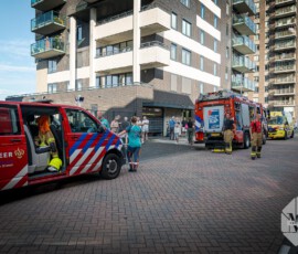 Foto: MK Mediaproducties Wooncomplex opnieuw ontruimd na CO-melding | Drierivierenlaan Ridderkerk (10)