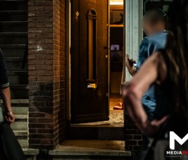 Brievenbus uit voordeur na explosie | Flakkeesestraat Rotterdam (1)