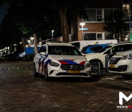 Brievenbus uit voordeur na explosie | Flakkeesestraat Rotterdam (2)