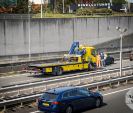 Kettingbotsing met zes voertuigen, tunnelbuis afgesloten | A4 Vondelingenplaat (3)