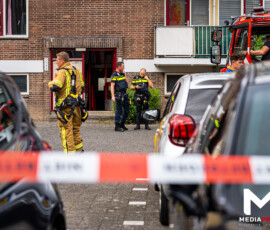 Man zwaargewond bij steekpartij in flat, groot onderzoek gestart | Johannes Muldersstraat Vlaardingen (9)