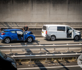 Kettingbotsing met zes voertuigen, tunnelbuis afgesloten | A4 Vondelingenplaat (uitgelicht)