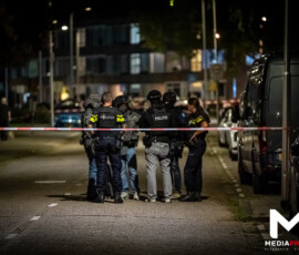 Foto: MK Mediaproducties Arrestatieteam ingezet na melding vuurwapen, verdachte aangehouden | Reijerweg Ridderkerk (1)
