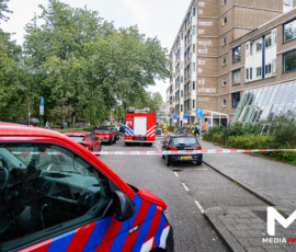 Grote brand in appartementencomplex, bewoner kan niet terugkeren | Bevelandsestraat Rotterdam (2)