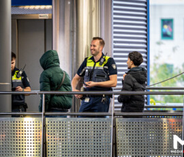 Grootschalige handhavingsactie tegen overlast op Zuidplein, 163 bekeuringen | Zuidplein Rotterdam (2)