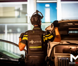 Foto: MK Mediaproducties Arrestatieteam ingezet na melding vuurwapen, verdachte aangehouden | Reijerweg Ridderkerk (2)