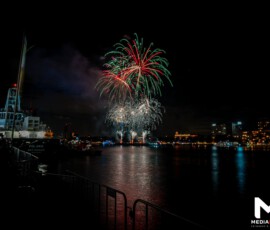 Wereldhavendagen 2026: Spektakelaire vuurwerkshow bij Erasmusbrug Rotterdam (4)