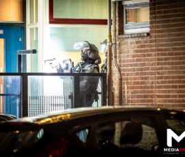 Foto: MK Mediaproducties Arrestatieteam ingezet na melding vuurwapen, verdachte aangehouden | Reijerweg Ridderkerk (5)