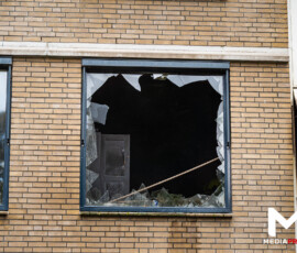 Grote brand in appartementencomplex, bewoner kan niet terugkeren | Bevelandsestraat Rotterdam (7)