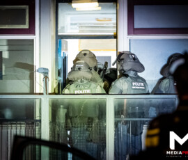 Foto: MK Mediaproducties Arrestatieteam ingezet na melding vuurwapen, verdachte aangehouden | Reijerweg Ridderkerk (8)