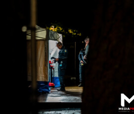 Foto: MK Mediaproducties Man overleden tijdens aanhouding op de Vaarnerkamp, Rijksrecherche doet onderzoek | Vaarnerkamp Rotterdam (9)