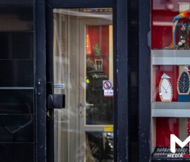 Ontevreden klant probeert sieraden mee te nemen uit juwelier | 1e Middellandstraat Rotterdam (1)