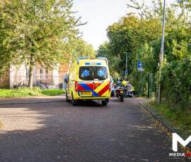 Aanrijding taxibusje en fatbike, één vrouw mogelijk beenbreuk | De Enk Rotterdam (1)