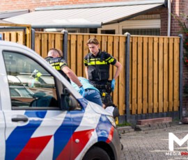 Aanrijding na onenigheid relationele sfeer, bestuurder reed weg | Paprikadonk Spijkenisse (1)