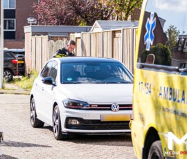 Aanrijding na onenigheid relationele sfeer, bestuurder reed weg | Paprikadonk Spijkenisse (4)